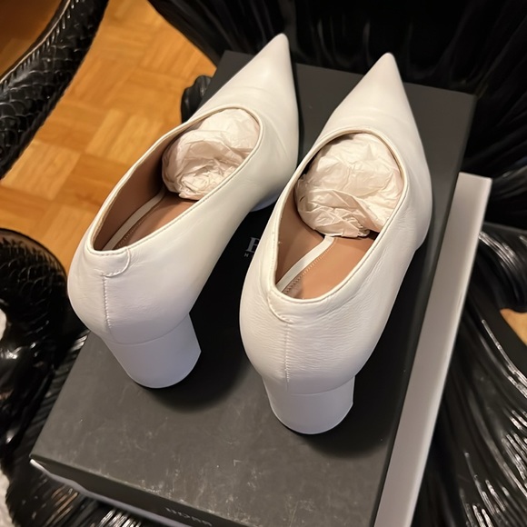 HUGO BOSS JANE PUMPS WHITE 8.5 - Picture 6 of 13